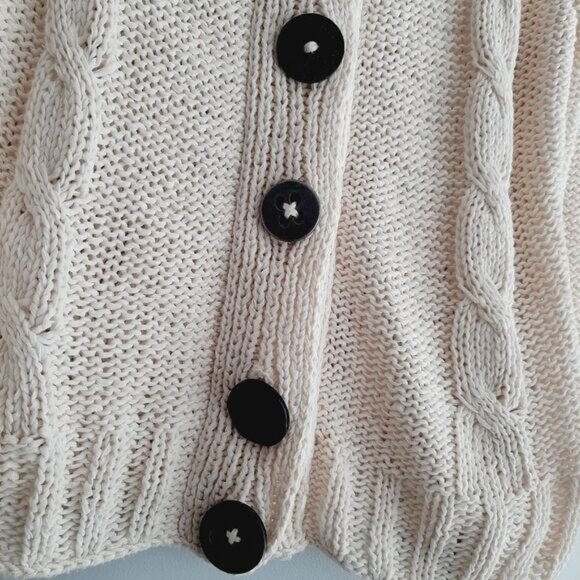 PURE HANDKNIT Chunky Knit Cardigan Sweater Cable Ivory Sz M /L - Picture 6 of 10